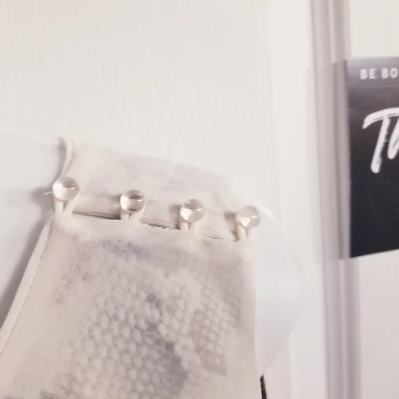 WHBM Top - Picture 5 of 6